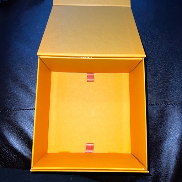 Bvlgari gift box - Picture 4 of 4